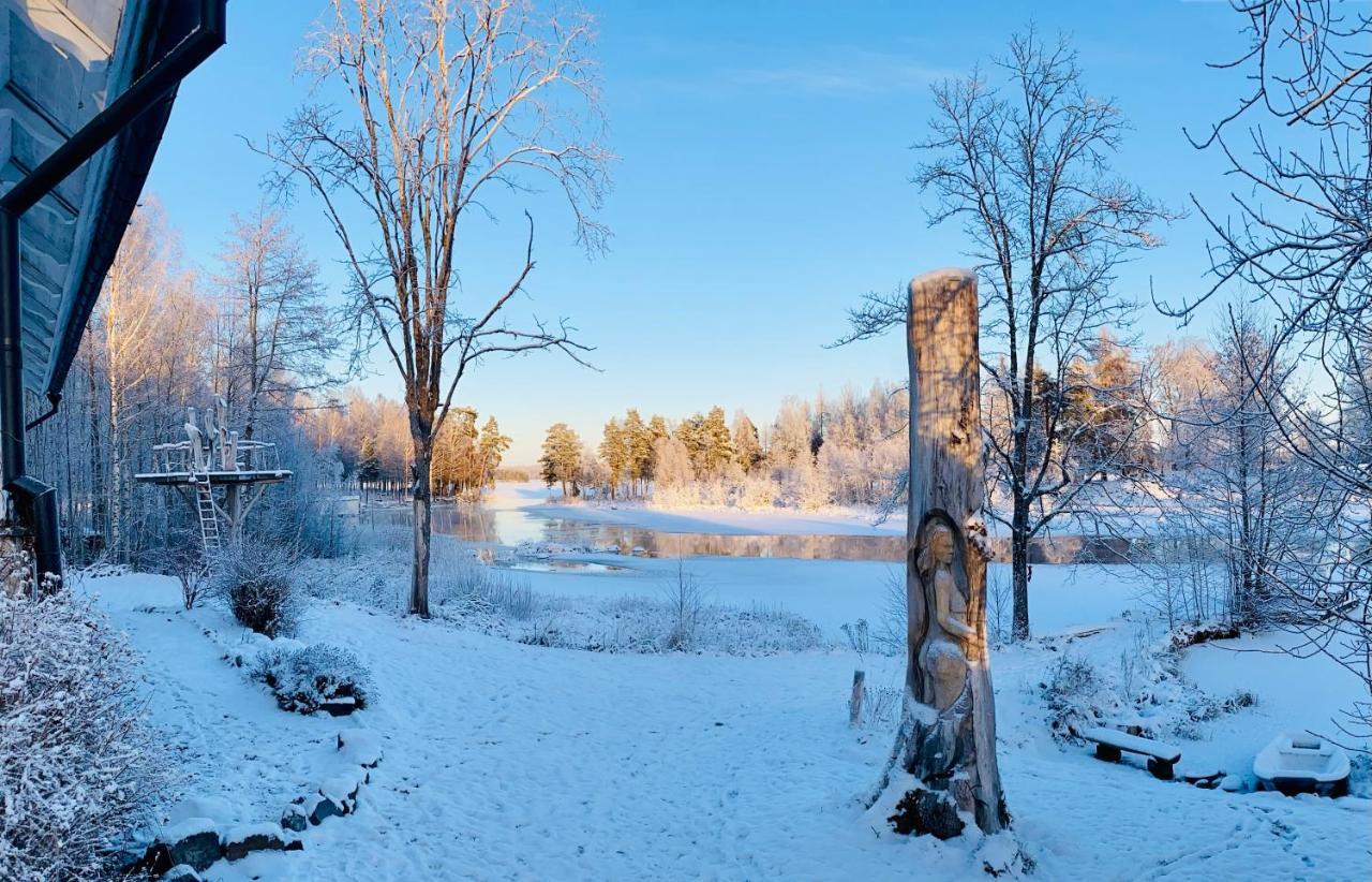 Romantic Spa Villa With Fireplace By The Lake Stjarnsund Exteriör bild